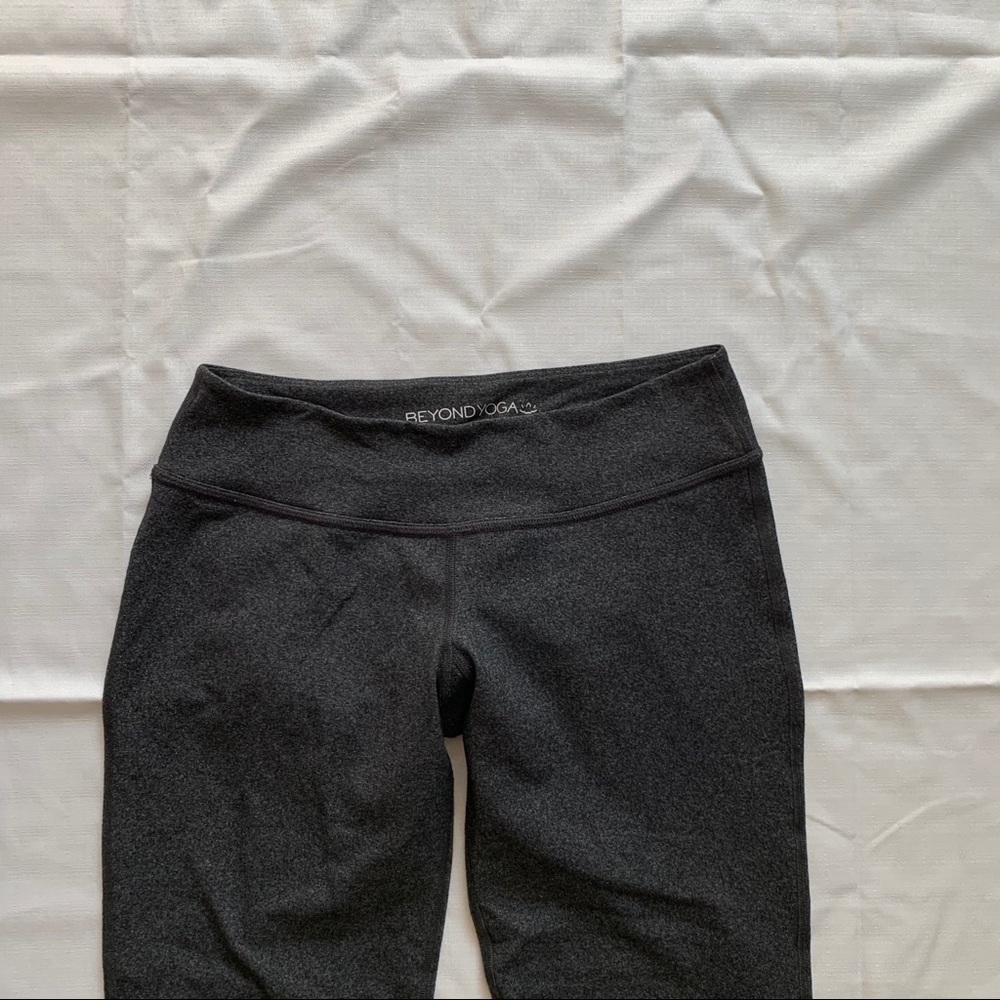 Beyond yoga crop leggings - Picture 5 of 7